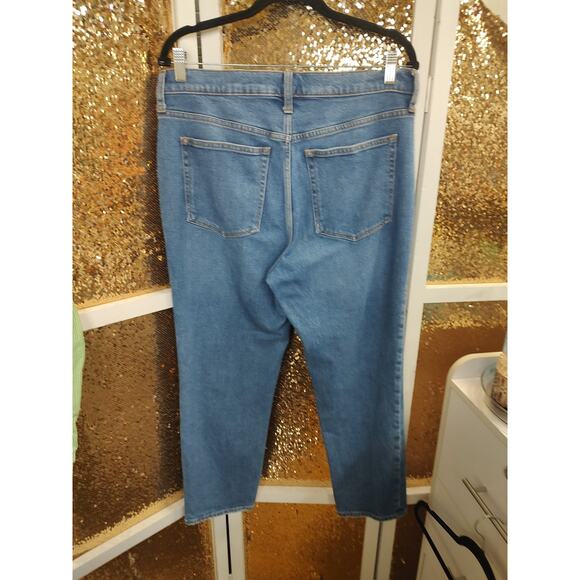 J. Crew Women's Jeans Size 30 Essential Straight Jean Medium Wash Cropped - Picture 10 of 12